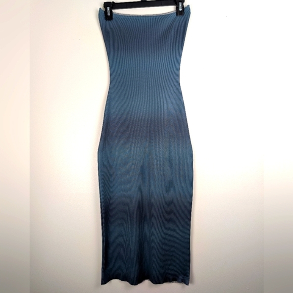 NWOT Zara Elegant Blue Ribbed Dress Strapless form fitting size‎ Medium - Picture 1 of 7